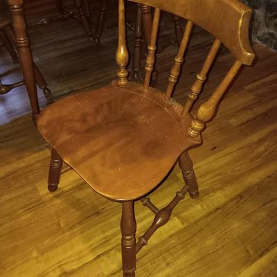Sprague Carleton Solid Rock Maple Dining room drop leaf table with chairs