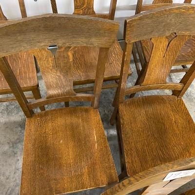 6 Vintage Chairs