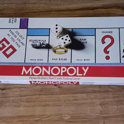 Parker Brothers board games Vintage ORANGE 1956 BOX CLUE COMPLETE with Monopoly game