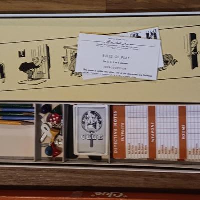 Parker Brothers board games Vintage ORANGE 1956 BOX CLUE COMPLETE with Monopoly game