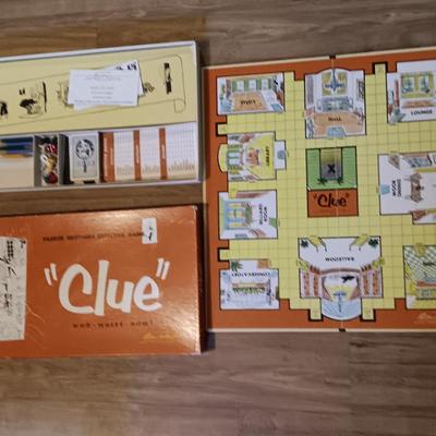 Parker Brothers board games Vintage ORANGE 1956 BOX CLUE COMPLETE with Monopoly game