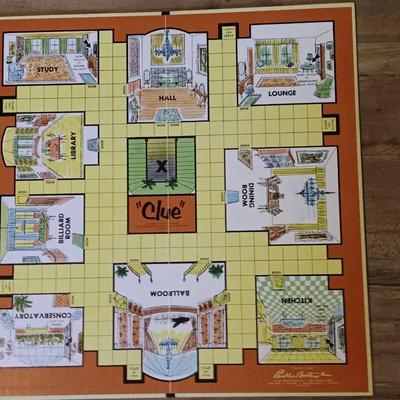 Parker Brothers board games Vintage ORANGE 1956 BOX CLUE COMPLETE with Monopoly game