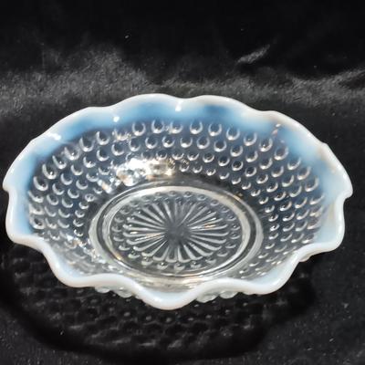 Beautiful Opalescent Moonstone dish with FENTON marked and Kristal Zajedar marked ring holders