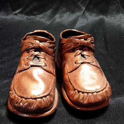 Vintage Mason Masterpieces Heirlooms of babyhood Bronze coated baby shoes