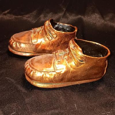 Vintage Mason Masterpieces Heirlooms of babyhood Bronze coated baby shoes