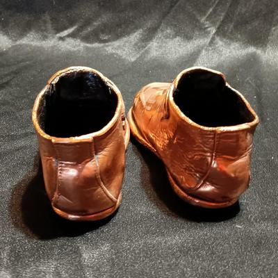 Vintage Mason Masterpieces Heirlooms of babyhood Bronze coated baby shoes