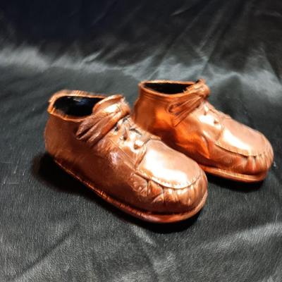 Vintage Mason Masterpieces Heirlooms of babyhood Bronze coated baby shoes