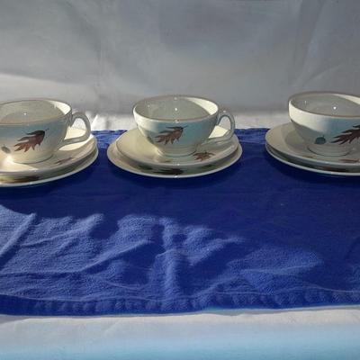Vintage Franciscan Earthenware Autumn Leaves cups, saucers, and small bowls set of 3 each (3 of )