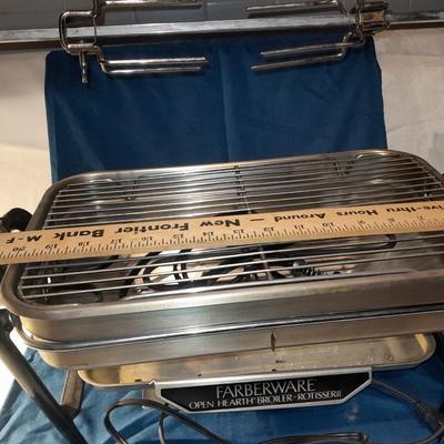 Kitchen Farberware hearth boiler - rotisserie with accessories and steak lover's cookbooks