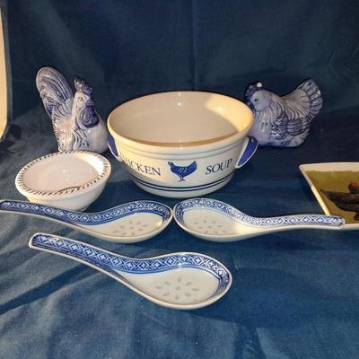 Kitchen Chicken and Rooster Dishes with Decor