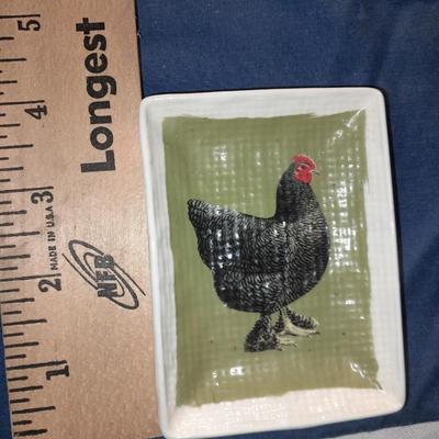 Kitchen Chicken and Rooster Dishes with Decor