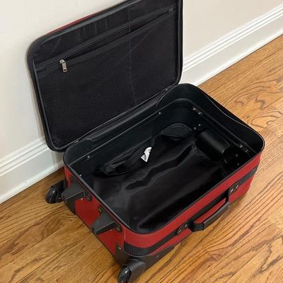 AMERICAN TOURISTER ~ Three (3) Piece Luggage Set ~ Excellent