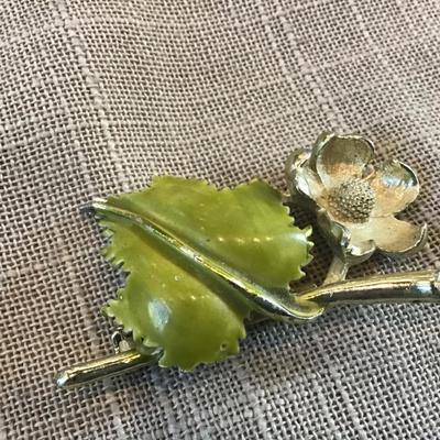 Green Enamel Flower Brooch Pin - Vintage
