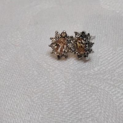 CW Citrine Surrounded by White Sapphires 925 Earrings