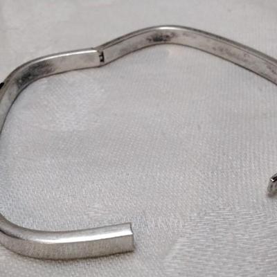 Unique Black Onyx Inset In 2" Rounded Square Bracelet