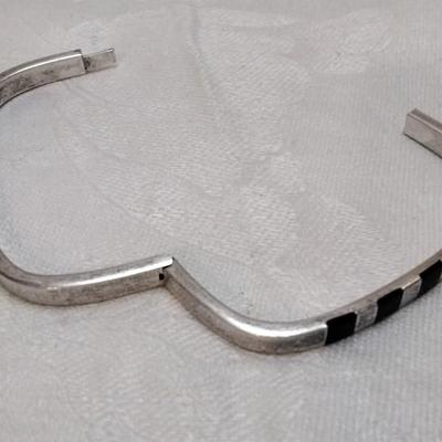 Unique Black Onyx Inset In 2" Rounded Square Bracelet