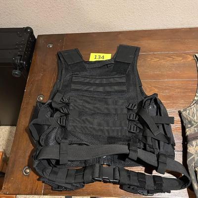 3rd lot: Red Rock Tactical Vest