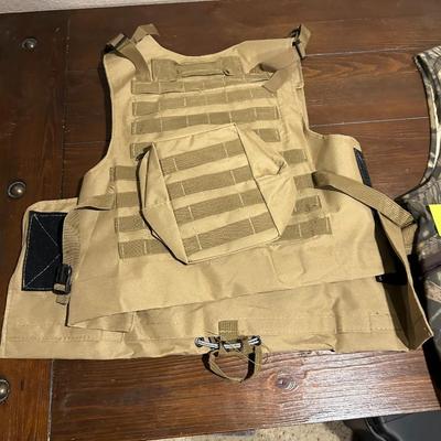 Tan Tactical Vest