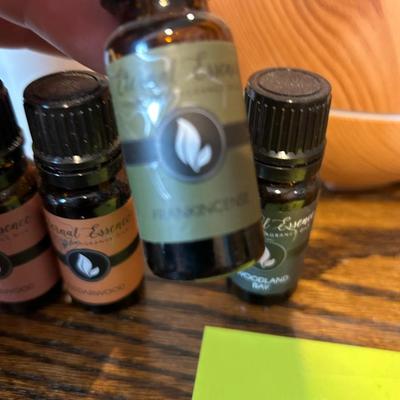 Essential oil Diffuser with 6 Fragrances