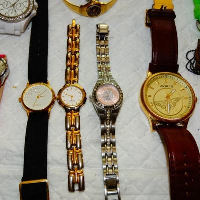 Assorted Non-Working Watch Lot - Avirex, Relic, Fossil, Bulovia, Timex, Geneva, Elgin, and More  (53) Pieces) Lot W-63