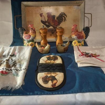Kitchen rooster decor and kitchenware