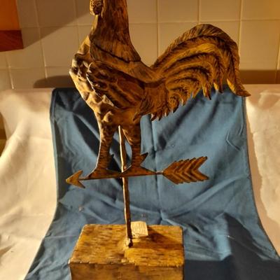 Rustic Tin rooster decor
