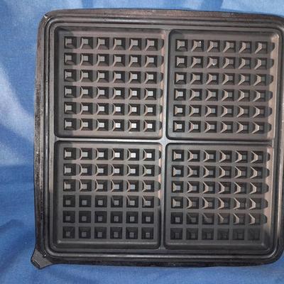 Black & Decker grill - waffle maker and a vintage dazey seal a meal
