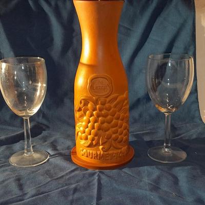 Clay One liter wine cooler with two stemmed glasses