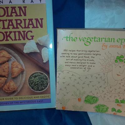 Cookbooks - Vegetarian - Soups - Curries - heart smart - Salads and more