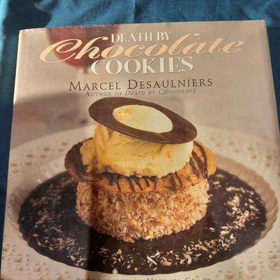 Cookbooks - Breads - Cookies - Pastry Anyone else getting hungry?