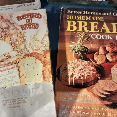 Cookbooks - Breads - Cookies - Pastry Anyone else getting hungry?