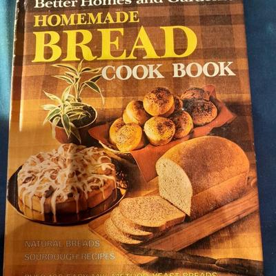 Cookbooks - Breads - Cookies - Pastry Anyone else getting hungry?