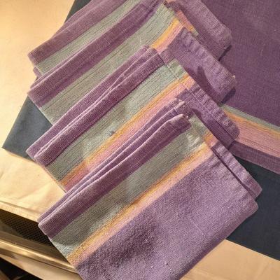 Table linens, 4 napkins with 4 matching placemats