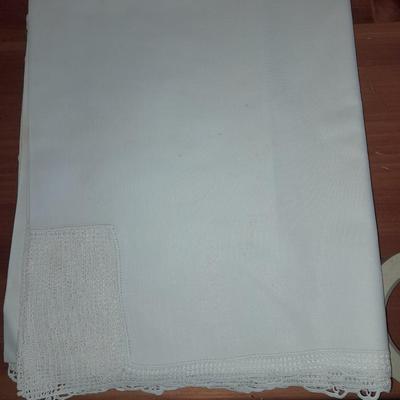 Lacy Table linens, Doiley's and Placemats