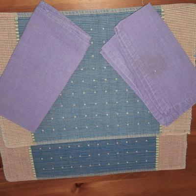 Table linens - placemats and assorted linen napkins