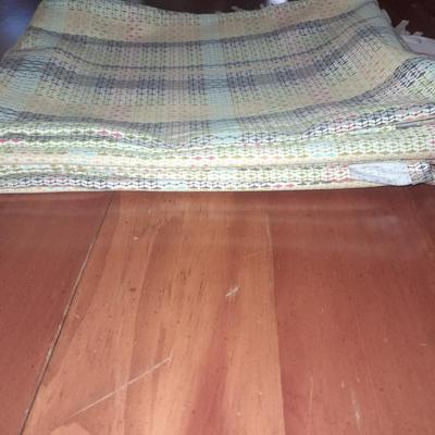 Matching Table runners with ties on end