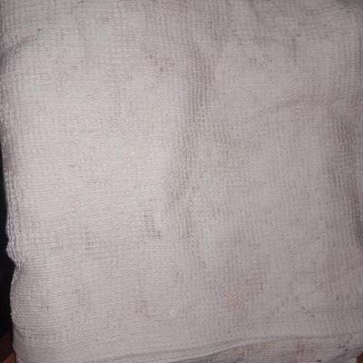 Remainder of table linens - Assortment of napkins, tablecloths, napkins and Doiley's