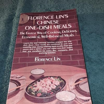 Cookbooks Fresh ways with poultry - lamb - Hungarian - Chinese - Around the world and others