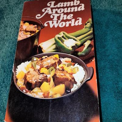 Cookbooks Fresh ways with poultry - lamb - Hungarian - Chinese - Around the world and others