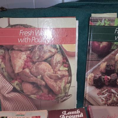Cookbooks Fresh ways with poultry - lamb - Hungarian - Chinese - Around the world and others