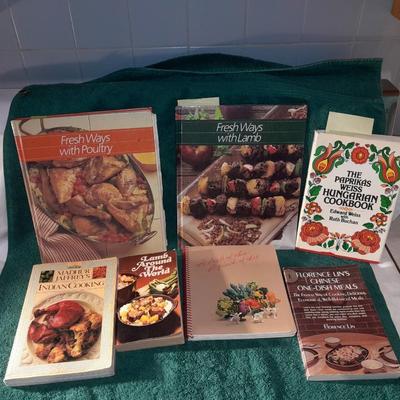 Cookbooks Fresh ways with poultry - lamb - Hungarian - Chinese - Around the world and others