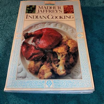 Cookbooks Fresh ways with poultry - lamb - Hungarian - Chinese - Around the world and others