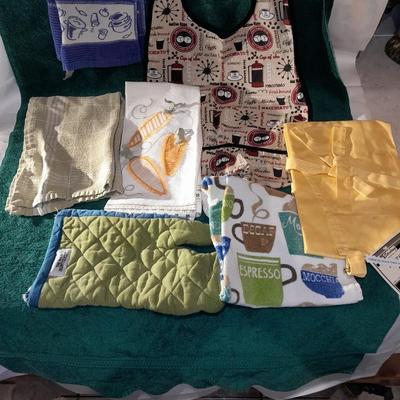 Kitchen towels, large bib and other Kitchen linens