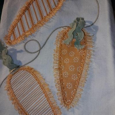 Kitchen towels, large bib and other Kitchen linens