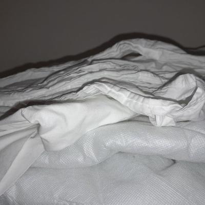 Bed sheets pillow cases mixed sizes