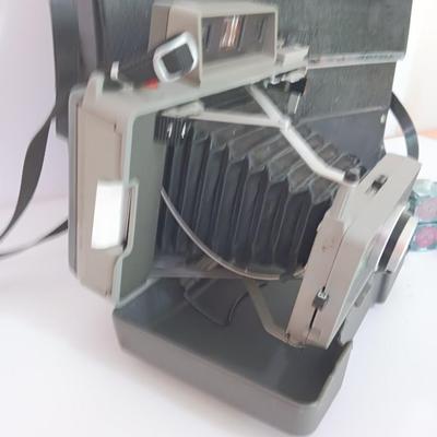 Polaroid Automatic land camera 430 with accessories and case