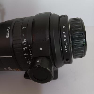 Sigma 135-400mm 1:45-5.6 APO Lens for Canon EF Cameras With case