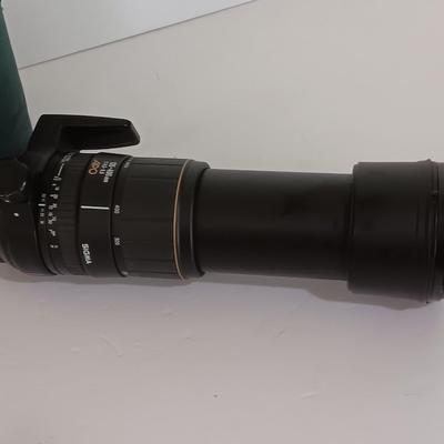 Sigma 135-400mm 1:45-5.6 APO Lens for Canon EF Cameras With case
