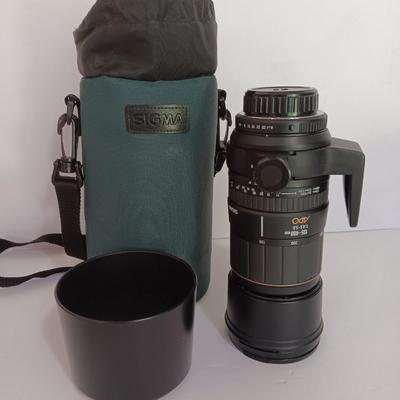 Sigma 135-400mm 1:45-5.6 APO Lens for Canon EF Cameras With case