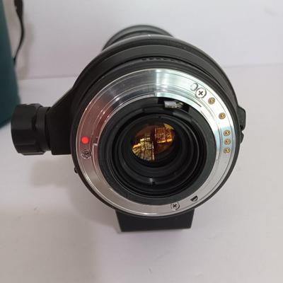 Sigma 135-400mm 1:45-5.6 APO Lens for Canon EF Cameras With case